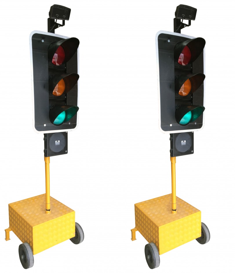 MPB 3200 Portable Traffic Lights